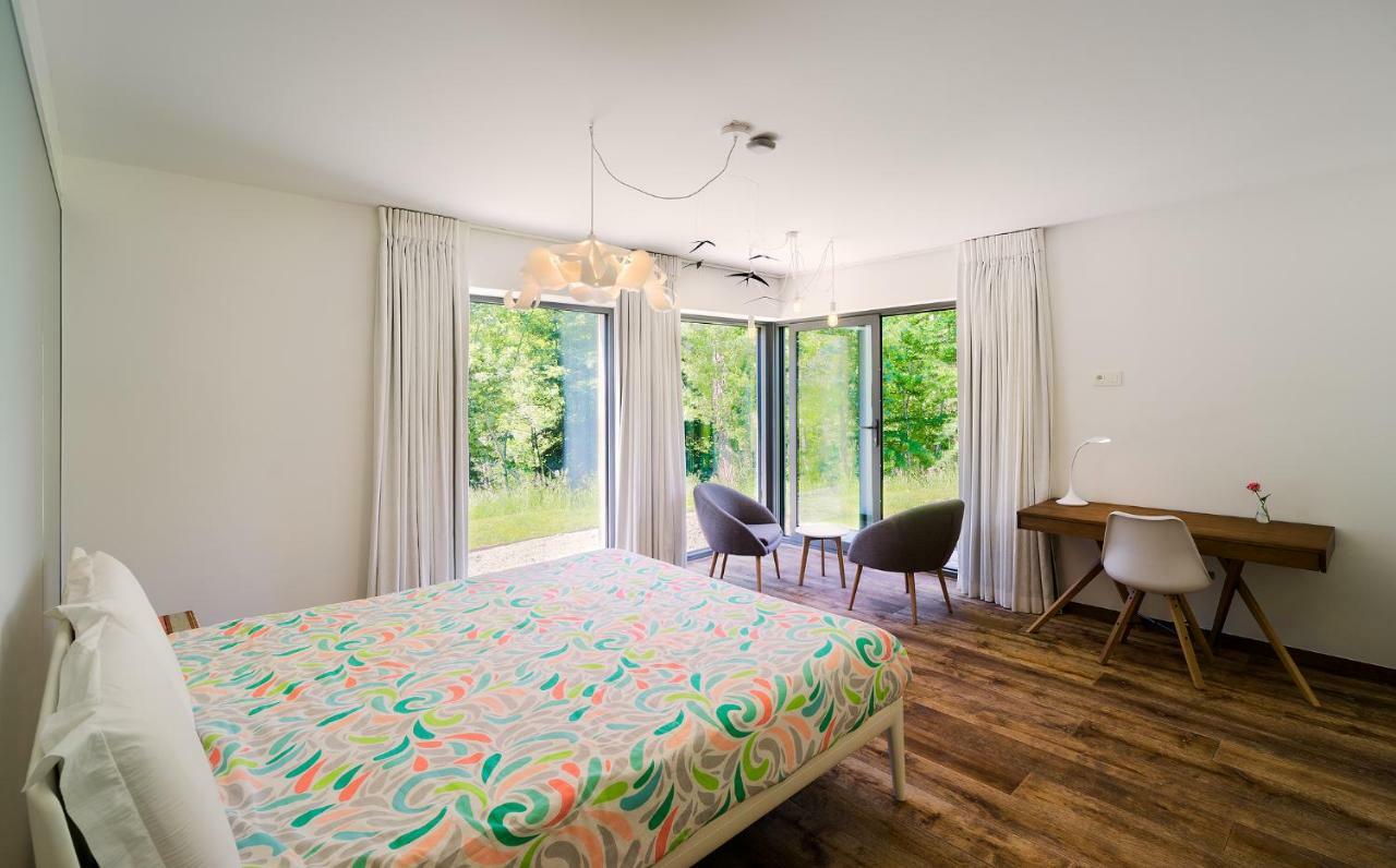 Espaces D'or Bed & Breakfast *